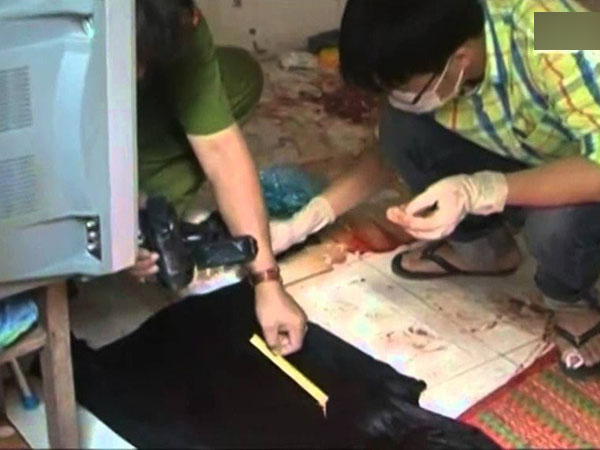 Vết trầy xước, bầm tím trên thi thể hé lộ chuyện cụ ông 81 tuổi giết vợ