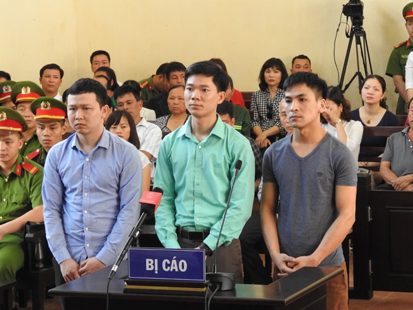 Xử vụ 8 người chết do chạy thận: Vì sao nguyên Giám đốc BV vắng mặt?
