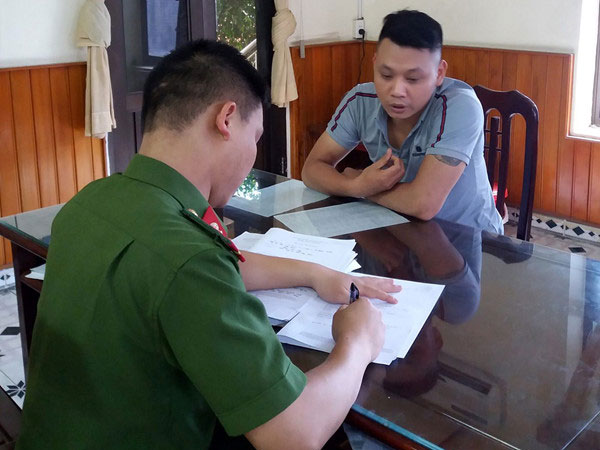 Cảnh sát công nghệ cao bắt 9X buôn bán vũ khí qua mạng