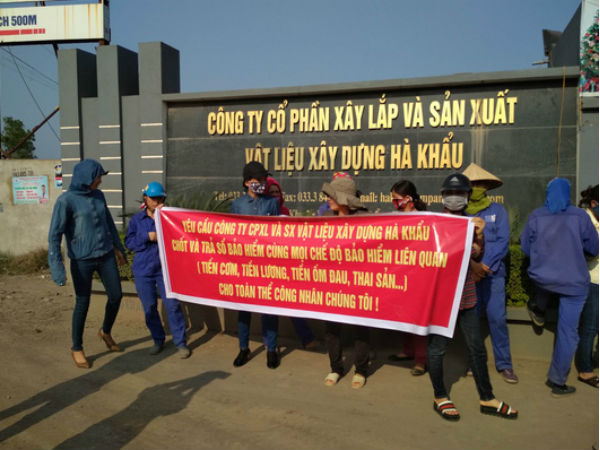 Chuyện khó tin ở Quảng Ninh: Trả lương công nhân bằng... gạch
