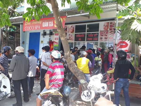 Cô gái 9X là chủ tiệm Spa tử vong trong tư thế ngồi