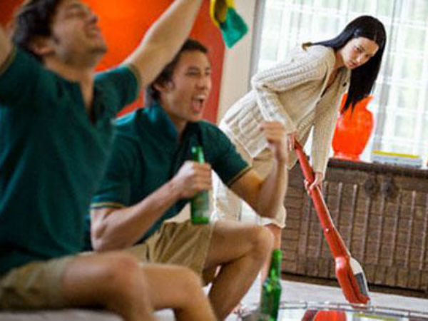 Mất hết họ hàng, bè bạn vì cô vợ quá sạch, nhìn đâu cũng thấy vi trùng