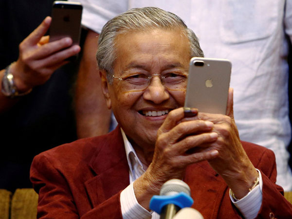 Vì sao người trẻ Malaysia ủng hộ thủ tướng 92 tuổi Mahathir?