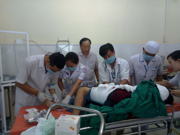Nạn nhân kể lại giây phút lật xe kinh hoàng trên đèo Khánh Lê