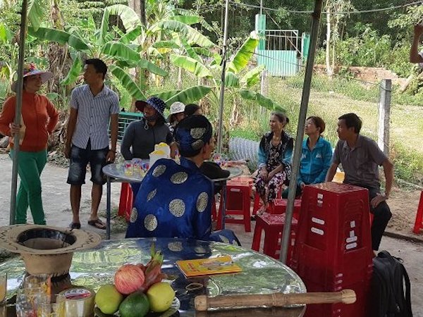 Tìm suốt 5 ngày, mẹ rụng rời hay tin con bị giấu xác ở bờ ruộng