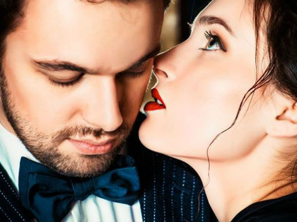 Ham tiền, tôi 'dâng' chồng cho cô hàng xóm độc thân đa tình