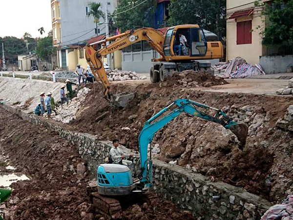 Hà Nội: Đường chưa bàn giao đã sạt lở cả chục mét sau 1 trận mưa