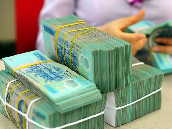 Trăm tỷ gửi ngân hàng bị mất: Tại khách sai hết, mất ráng chịu!