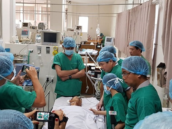 3 'hiệp sĩ' đường phố bị đâm trọng thương có thể được giải quyết chế độ thương binh