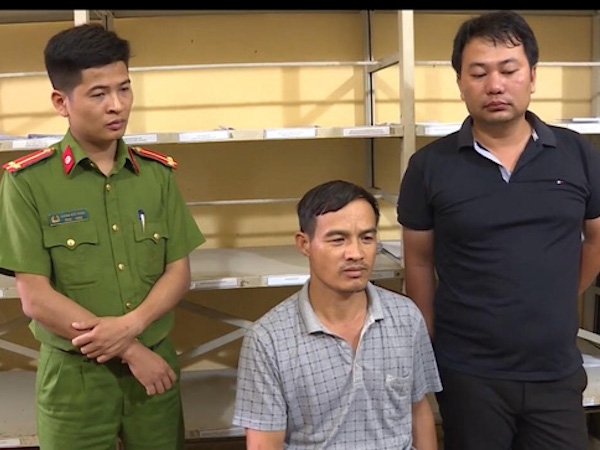 Nghi can thứ 2 giết hai cha con ở Hưng Yên ra đầu thú