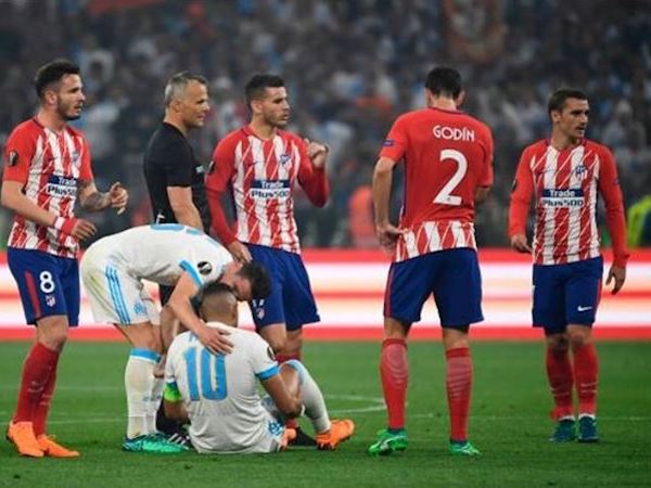Nhạc trưởng Marseille chấn thương nặng, nguy cơ lỡ World Cup 2018