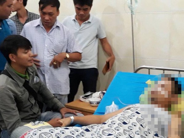 Thêm một 'hiệp sĩ' bị đâm vì can ngăn xô xát