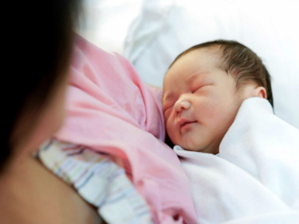 Vợ chồng sống mòn bởi khát con trai