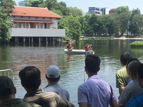 Vớt thi thể người đàn ông dưới hồ Thiền Quang