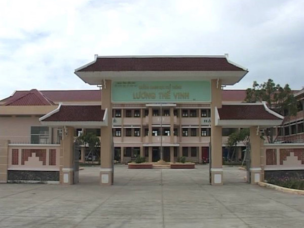 Xác minh thông tin nam sinh tự tử vì bị hạ hạnh kiểm