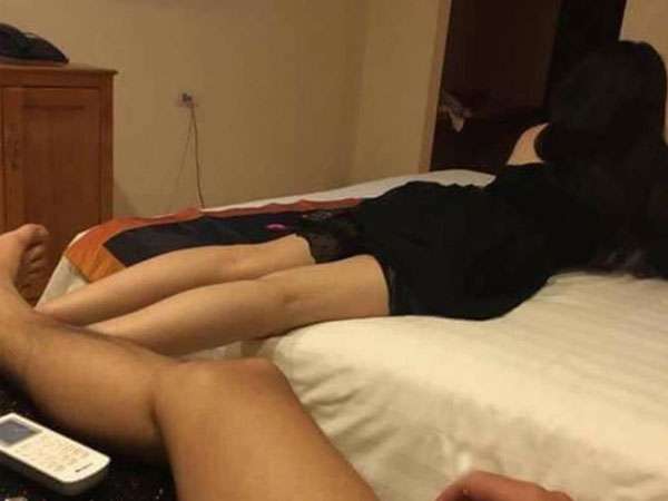 Vào nhóm kín khoe chiến tích 'tránh nóng' cùng gái lạ trong nhà nghỉ, anh chồng nhận kết đắng khi 'chim lợn' mách ngay cho vợ