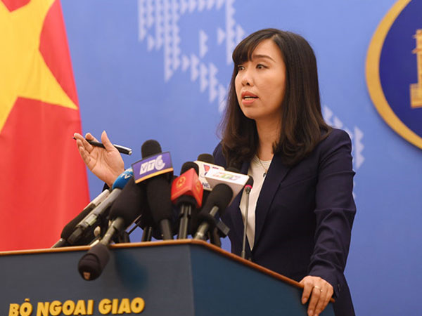 VN yêu cầu Trung Quốc chấm dứt đưa máy bay ném bom đến Hoàng Sa