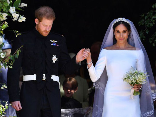 Chị gái Meghan tiếp tục phát ngôn gây sốc, chỉ trích và yêu cầu cô dâu mới phải làm điều này
