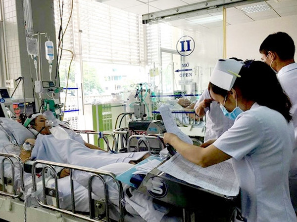 Cô gái nguy kịch vì sốc phản vệ khi ăn cá ngừ