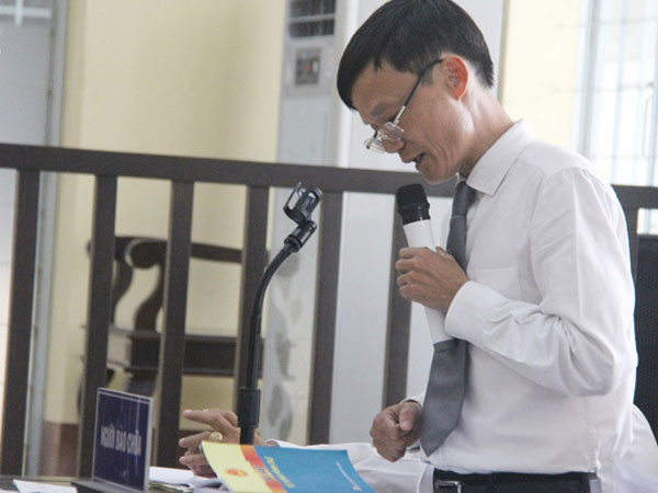 Luật sư của Hữu Bê cho rằng: báo chí đã dẫn dắt dư luận sau cái chết của bé K., khiến vụ án bị 'thổi phồng'
