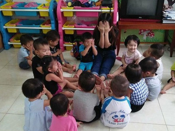 Sau vụ lộ clip trẻ bị bảo mẫu bạo hành ở Đà Nẵng, các giáo viên mầm non bày tỏ nỗi niềm ít ai biết