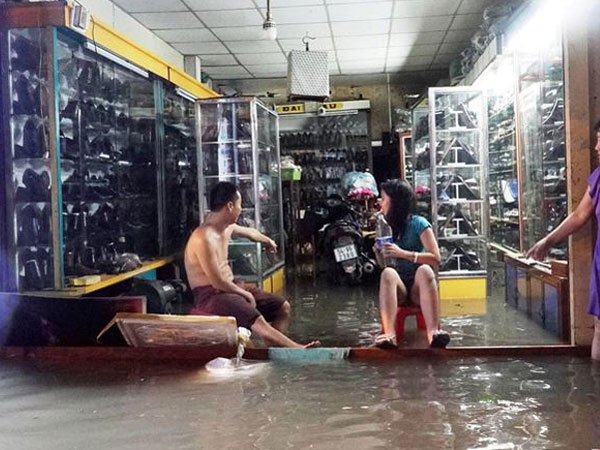 TPHCM cứ mưa là ngập vì... sai thiết kế