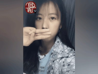 Trào lưu khoe bộ phận đẹp nhất trên khuôn mặt của giới trẻ Trung Quốc