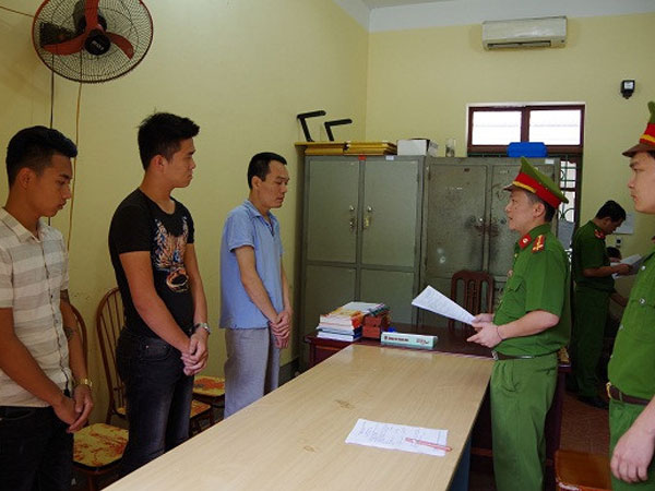 Khởi tố 6 người mang quan tài đi đòi nợ ở Hà Giang