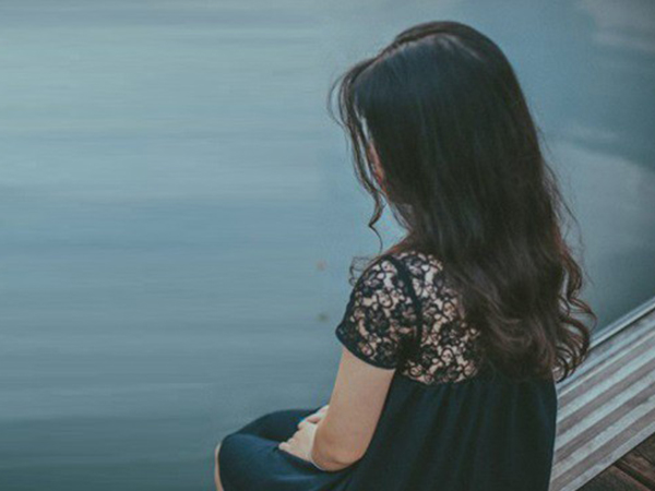 Ly hôn rồi cô vẫn vụng trộm với chồng cũ, còn hỏi cách nối lại tình xưa dù anh đã có gia đình mới