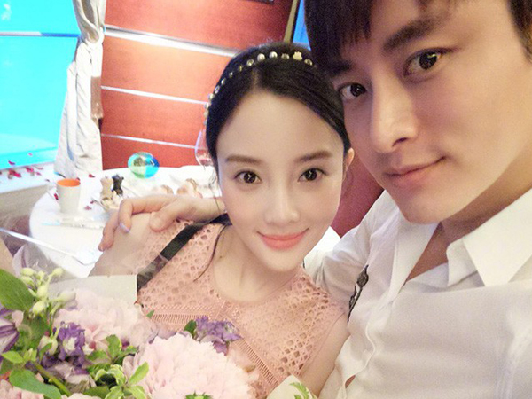 Lý Tiểu Lộ 'mượn rượu giải sầu' vì ly hôn với Giả Nãi Lượng sau bê bối ngoại tình?