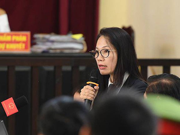 Nữ luật sư của BS Lương cứng rắn: 'Nếu tôi công bố video này, tòa sẽ phải quay lại từ đầu'