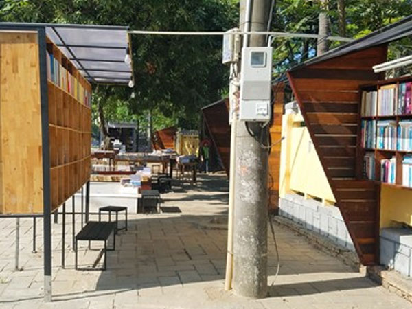 Huế lập dự án kinh doanh chỗ đậu xe ở lòng đường, vỉa hè