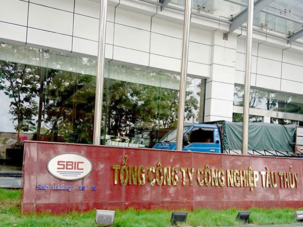 Lỗ nghìn tỷ, nợ thuế trăm tỷ vẫn thưởng