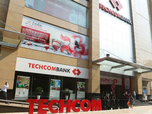 Techcombank chốt giá lên sàn 128.000 đồng, vốn hóa 6,6 tỷ USD