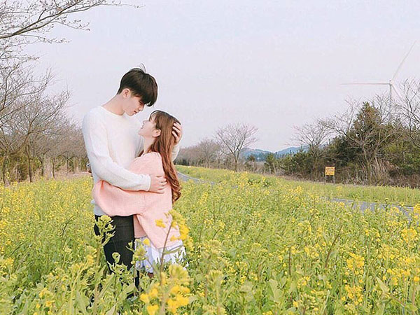 Yêu 2 năm mới biết mình là người thứ 3 trong cuộc tình 5 năm của người khác, cô gái nén nước mắt dứt khoát chia tay