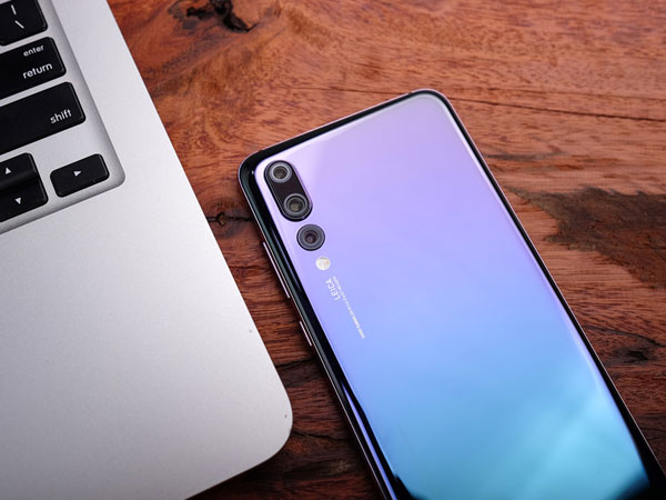 Ảnh thực tế ‘quái vật’ Huawei P20 Pro vừa trình làng