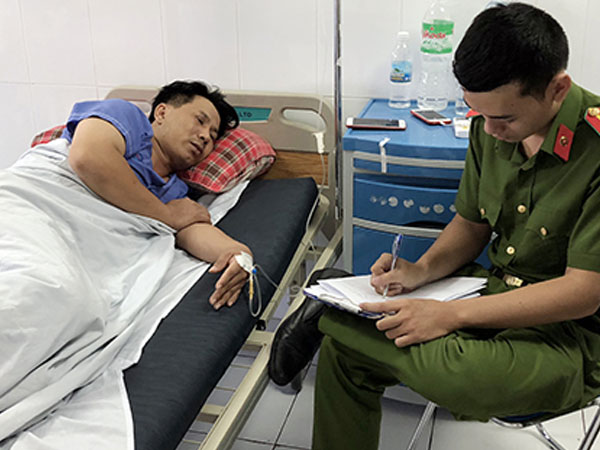Giám đốc công ty vận tải bị nhóm người đánh gục tại nhà