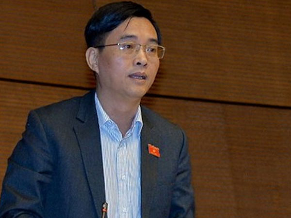 Tranh luận chuyện 'tăng trưởng phụ thuộc dầu thô, than đá'