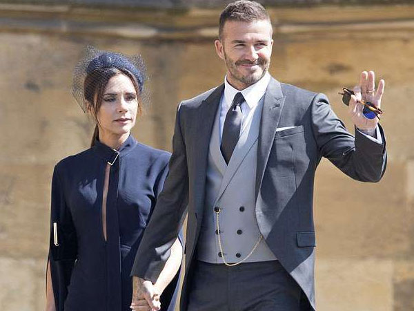Victoria cau có suốt hôn lễ Hoàng tử Harry là vì Beckham tiệc tùng chè chén với người đẹp khác?