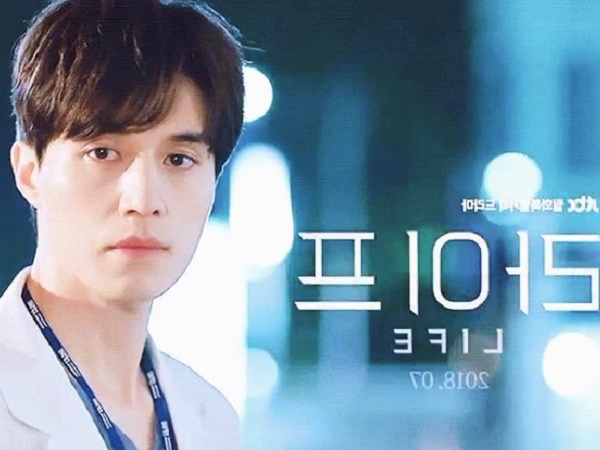Fan điêu đứng bởi poster và teaser đầu tiên trong phim mới của Lee Dong Wook và Cho Seung Woo