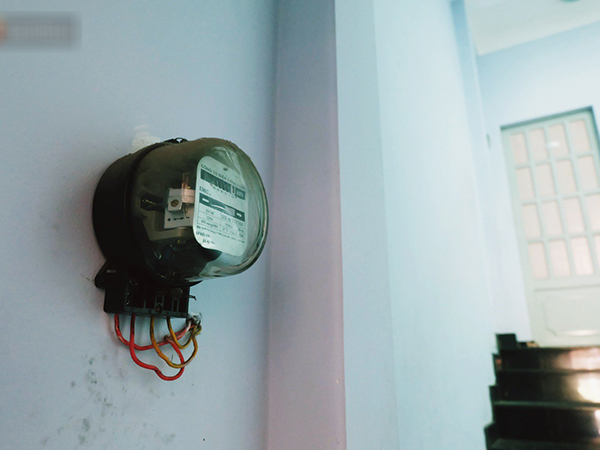 Sinh viên nói về đề xuất phạt chủ nhà trọ 10 triệu đồng nếu thu tiền điện giá cao: 'Họ sẽ tăng tiền nhà, tiền nước lên thôi'