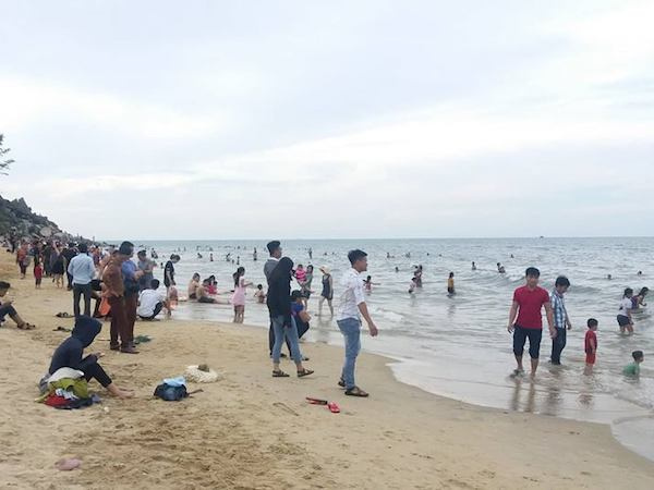 Thầy giáo đuối nước tử vong thương tâm trên biển Thiên Cầm