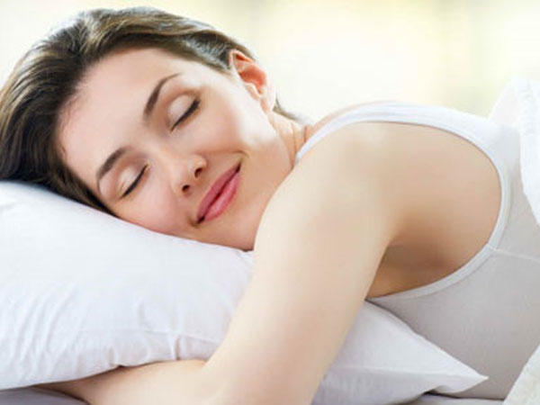 6 mẹo giúp bạn ngủ ngon khi thời tiết nóng bức