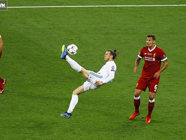 Lập siêu phẩm giúp Real Madrid vô địch, Gareth Bale úp mở chuyện đến Man United