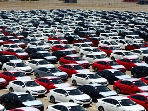 Nhập khẩu ôtô vào Việt Nam trồi sụt thất thường từ đầu 2018