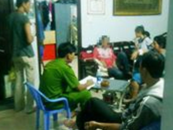 Vợ tố chồng sát hại con 5 tháng tuổi