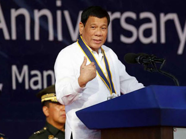 Cuộc đấu tranh nửa vời với Trung Quốc trên Biển Đông của Duterte