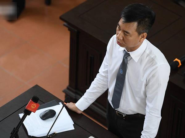 Xét xử BS Lương: LS của BV Hòa Bình đề nghị truy trách nhiệm cựu giám đốc Trương Quý Dương
