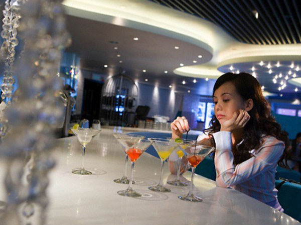 8 năm gồng gánh nuôi một gã tệ bạc, tôi đã phải dọn nhà đi trong đêm khuya với nỗi hận ngút trời