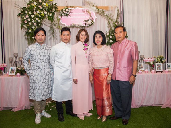 Kim Nhã BB-BG công khai ảnh ăn hỏi sau một năm ly hôn